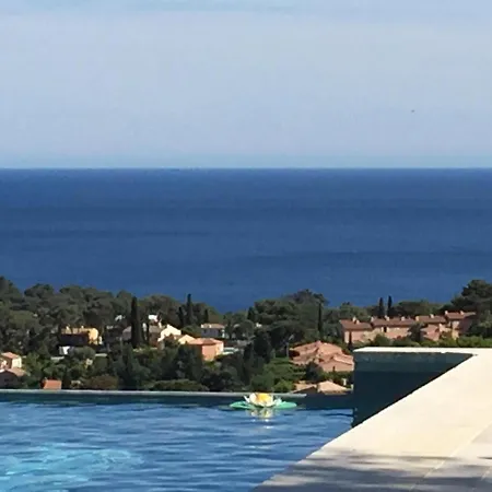 New! Vue Panoramique Proche Plages Saint-tropez Calme Parking Facile Piscine Privee Individuelle
