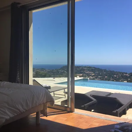 Holiday home New! Vue Panoramique Proche Plages Saint-tropez Calme Parking Facile Piscine Privee Individuelle *