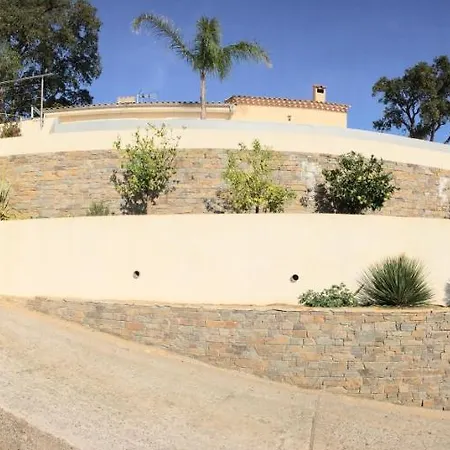 New! Vue Panoramique Proche Plages Saint-tropez Calme Parking Facile Piscine Privee Individuelle *